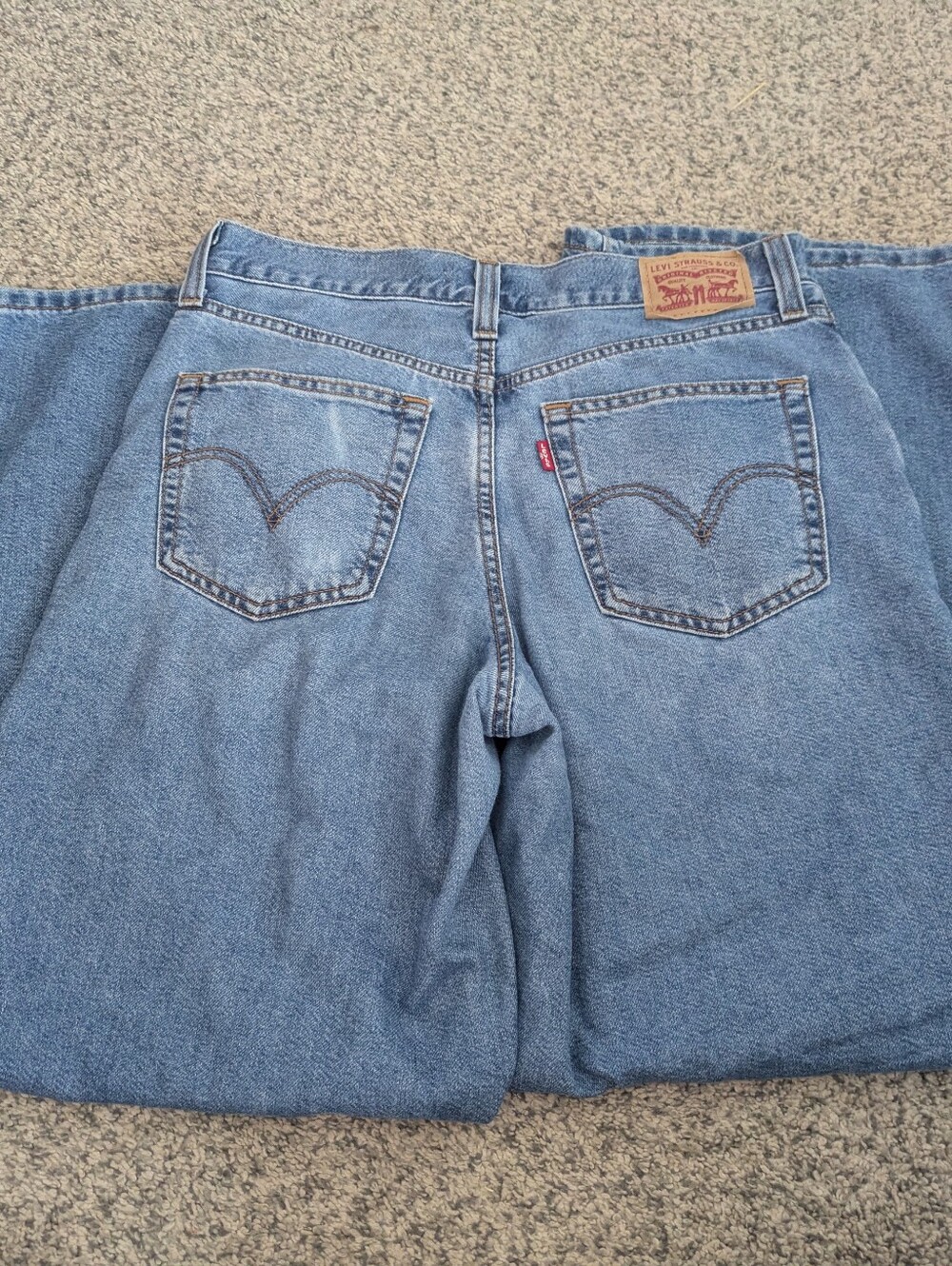 Levi's 94 Baggy Wide Leg Jean - Picture 4 of 9